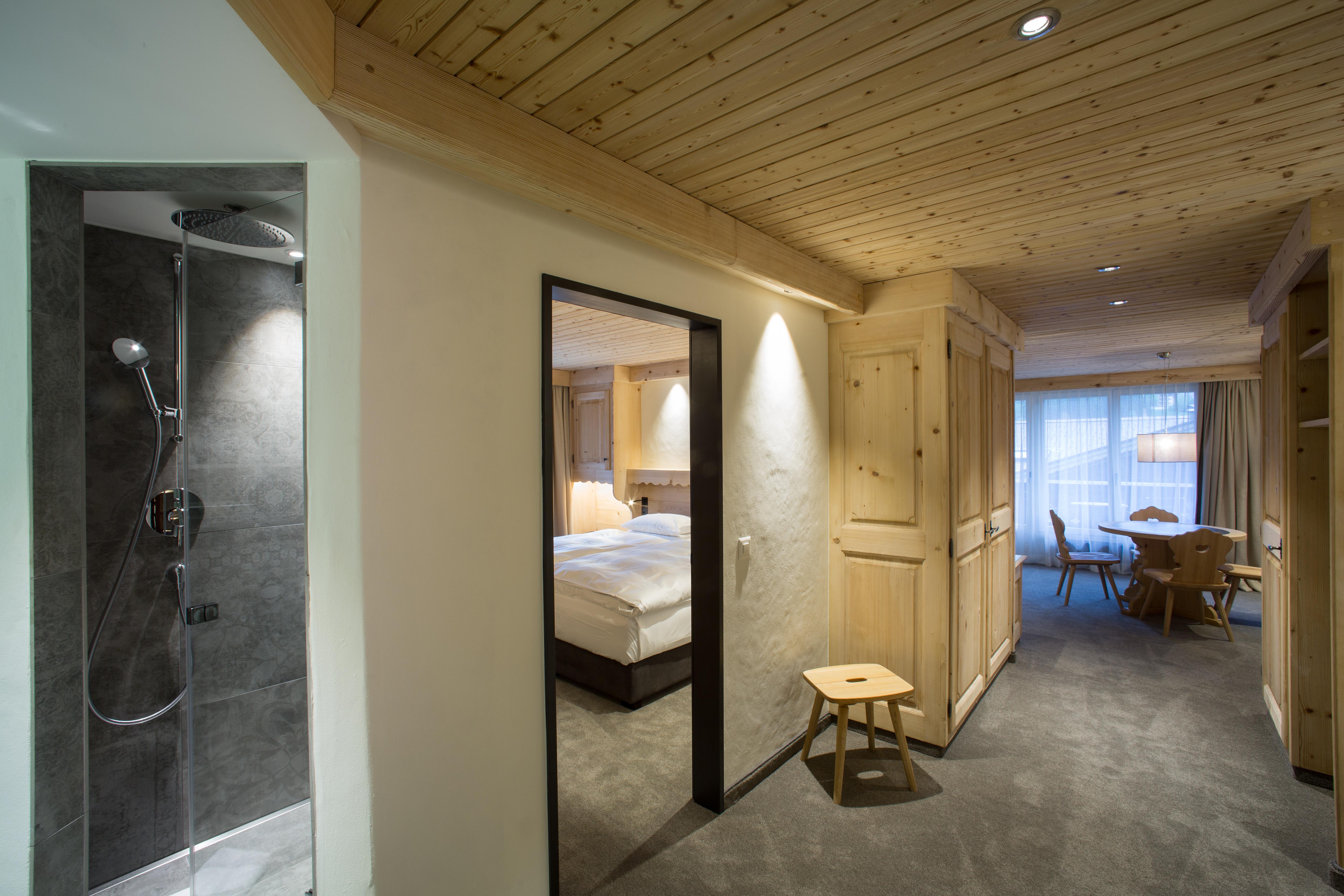 Bernerhof Swiss Quality Hotel Gstaad Ngoại thất bức ảnh