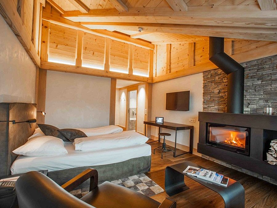 Bernerhof Swiss Quality Hotel Gstaad Ngoại thất bức ảnh