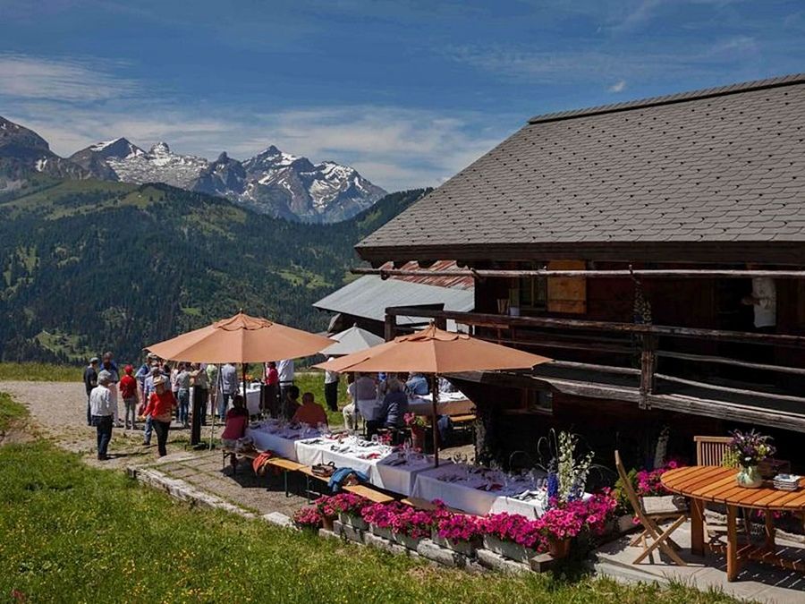 Bernerhof Swiss Quality Hotel Gstaad Ngoại thất bức ảnh